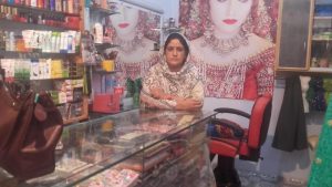 Aqsa in Pakistan received $125 from iZosh to buy embroidery items for her general store.
