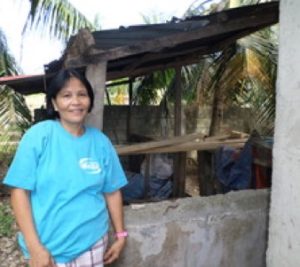 Ma. Nena from the Philippines received a loan of $250 to buy piglets and hog mash.