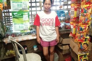 Geralyn in the Philippines received $325 from iZosh to buy additional capital for her small general store.